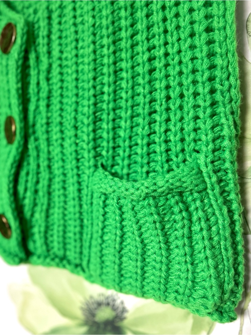 Women's Sleeveless Knitted Vest -Size L - Picture 5 of 10